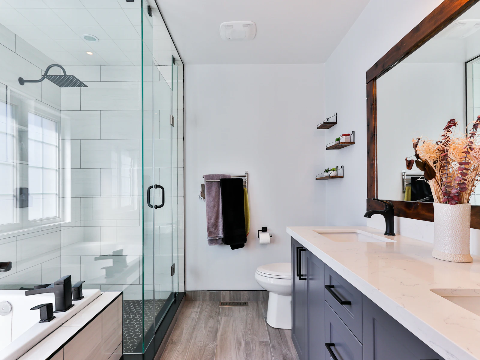A guest bathroom, showing the shower and fittings